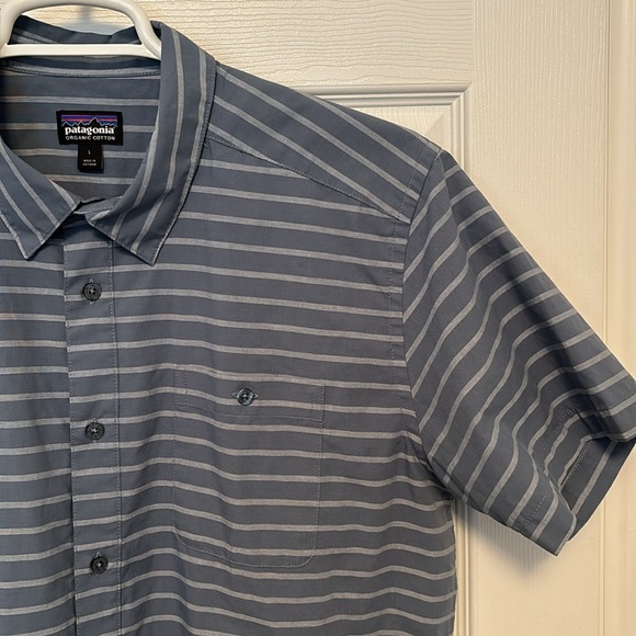 Men’s Patagonia Worn Wear Short Sleeve Go-To Button Up Shirt Blue Stripe Size L - Picture 3 of 6